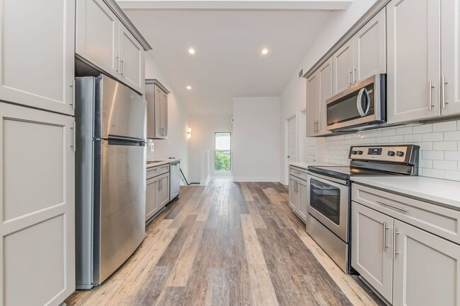 Photo - FOR RENT in LAFAYETTE!