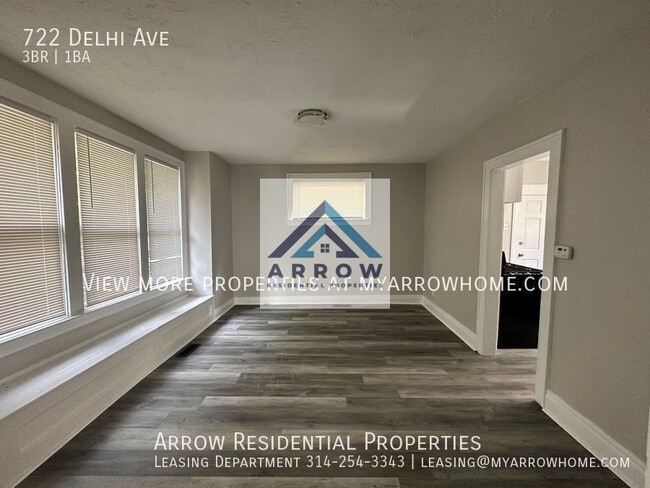 Photo - 722 Delhi Ave