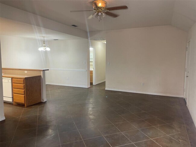 Photo - 2449 Patriot Commons Rd