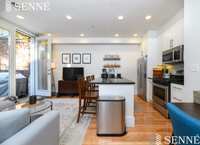 Building Photo - 87 3rd St Unit #B