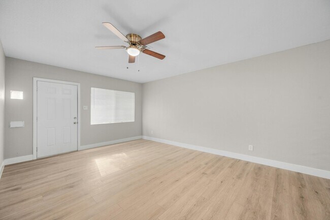 Photo - 3836 N 15th Ave Unit 7