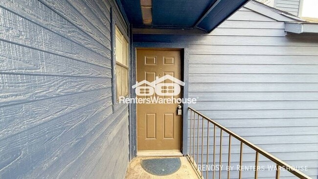 Building Photo - 13480 S Thorntree Dr