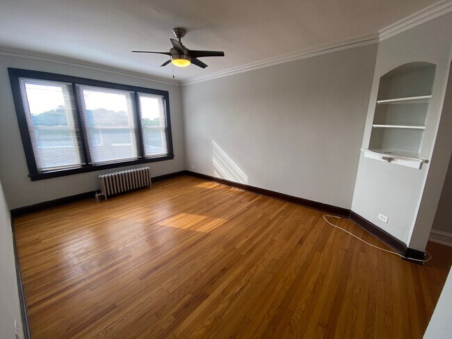 Photo - 5542 W Leland Ave Unit 3B