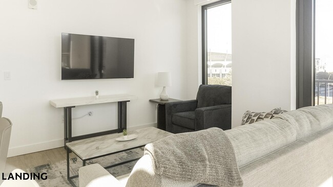 1007 S Mint St Unit 834