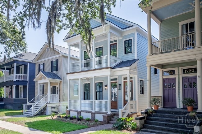 Photo - 1720 Barnard St Townhome