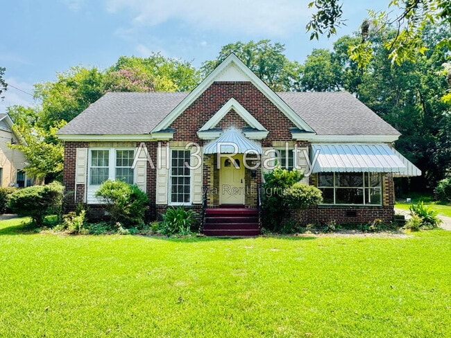 Building Photo - 3417 Wellington Rd