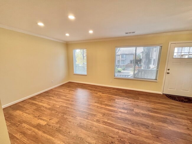 Photo - 1661 Westwind Way