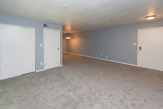 Photo - 3811 Rohling Oaks Dr Unit 811