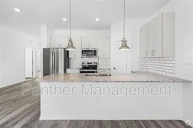 Building Photo - 5205-5207 30th St SW Rental