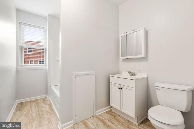 Photo - 1726 W 8th St Unidad 1