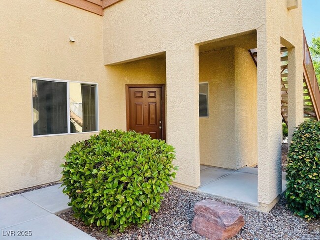 Building Photo - 1050 E Cactus Ave Unit 1117