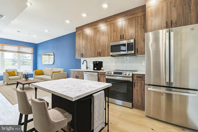 Building Photo - 235 Florida Ave NW Unit 5 Rental