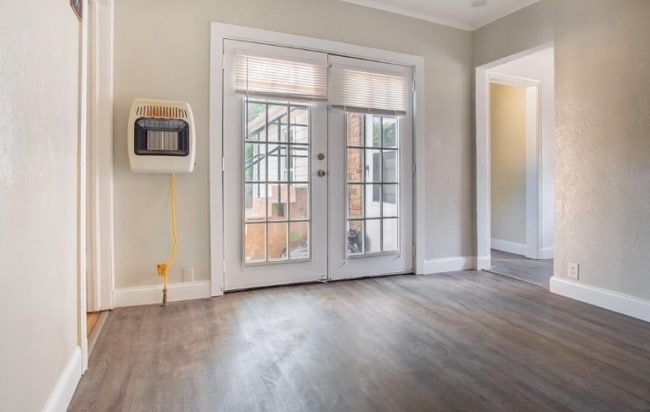 Photo - 5928-5928 Victor St Unidad 5930