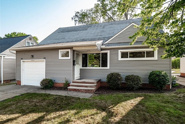 Photo - 16402 Webster Rd