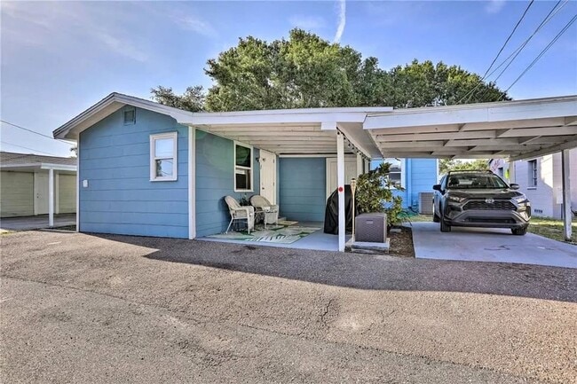 Photo - 2-Bedroom Home in Prime St. Pete Location!...