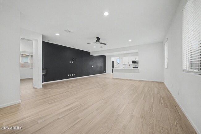 Photo - 12431 W State Ave