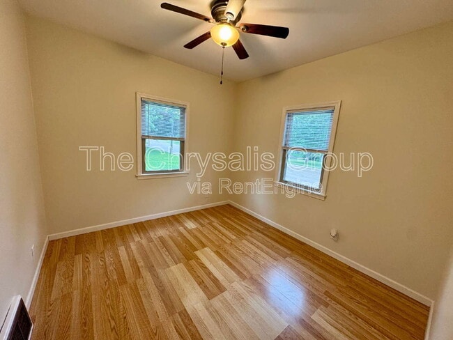 Photo - 1027 Bergen Ave
