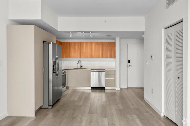 1BR, 1BA- 618SF - Kitchen/ Dining Room