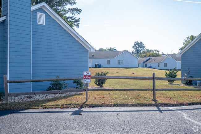 Building Photo - MILLBROOK POINTE Rental