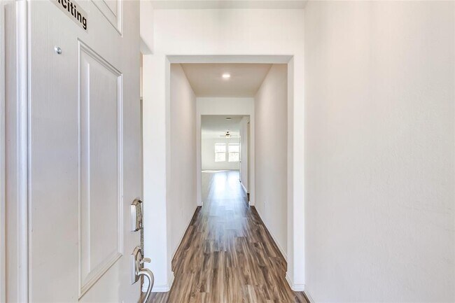 Photo - 730 Carol Dr