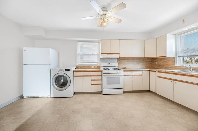 Photo - 120 Woodside Ave