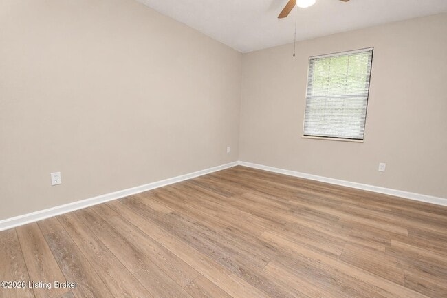 Photo - 6522 Six Mile Ln