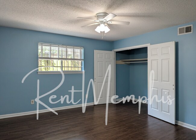 358 E Pkwy N Unit 4