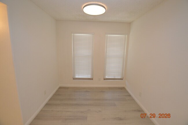Photo - 2836 S Swallow Point Cir