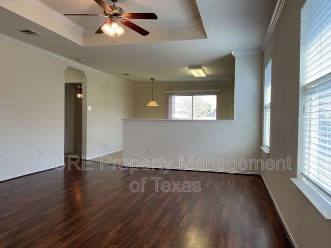 Photo - 129 Luna Vista Dr