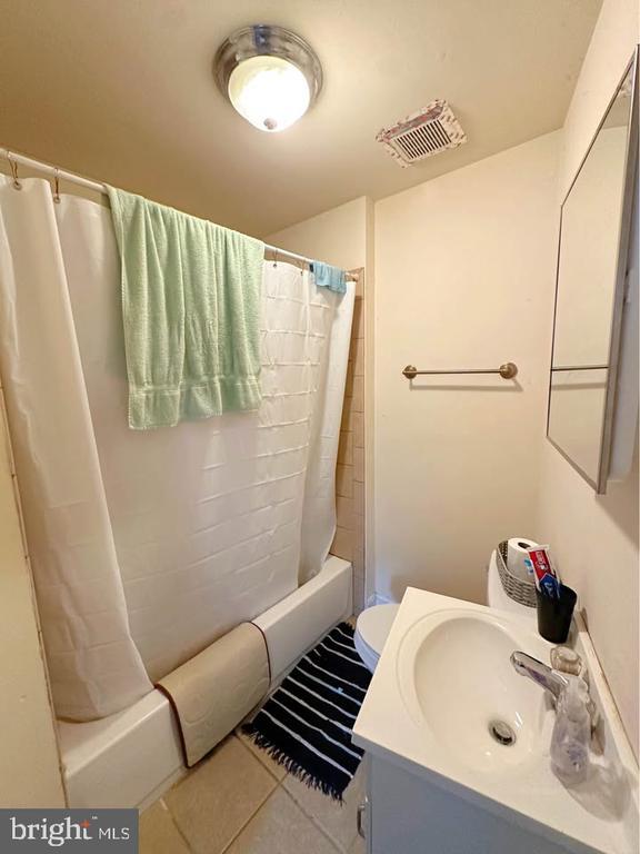 Photo - 3900 Terrace St Unit 3