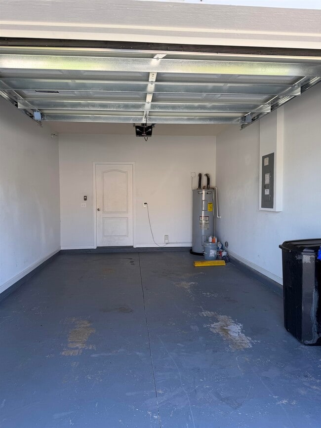 Photo - 229 Whitland Wy