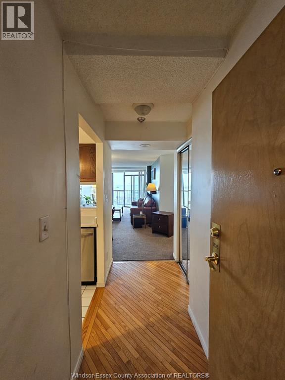 Photo - 515 Riverside Dr W Unité 1303