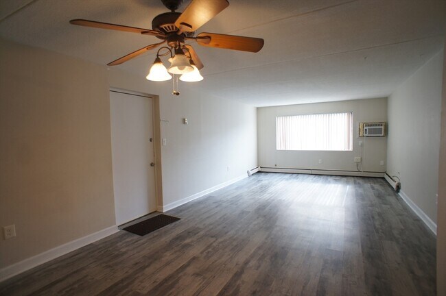 Photo - 65 McCormick Terrace Unit 6