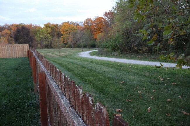 Photo - 5806 Freeport Way