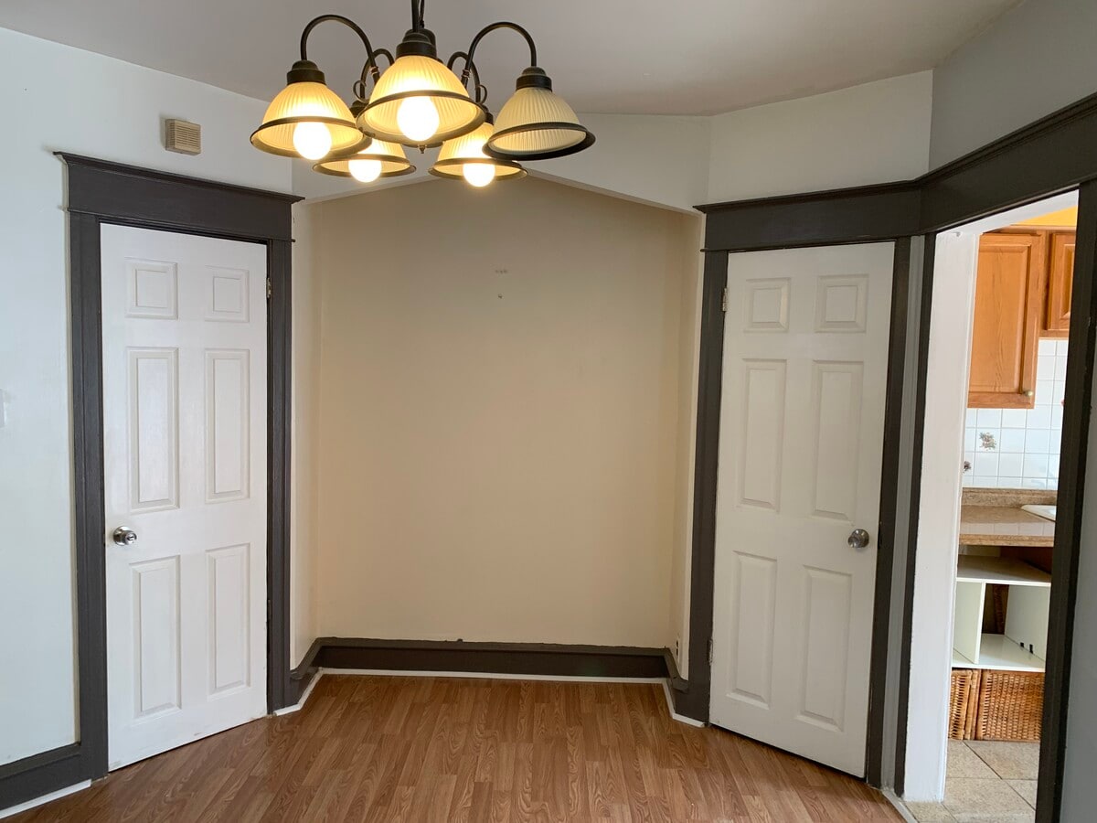 Photo - 538 E Carver St