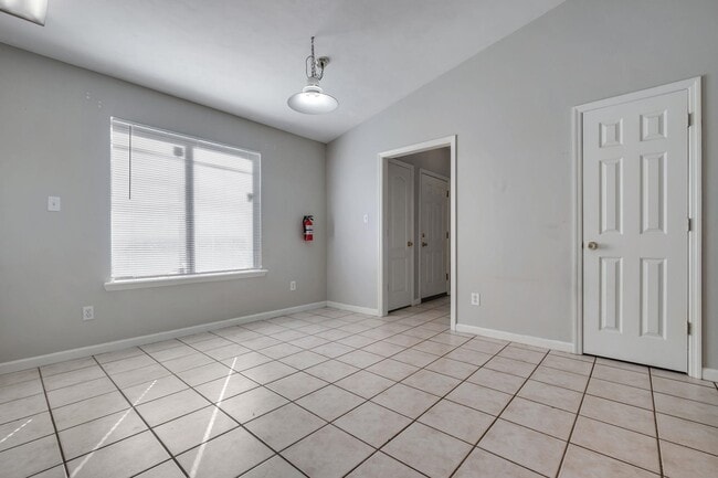 712 W Brevard St