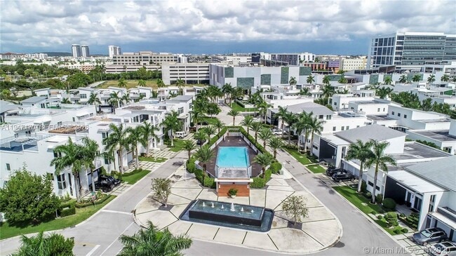 Building Photo - 3375 NW 82nd Ct