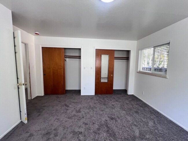 Photo - EBS T 37565 Unidad Front House