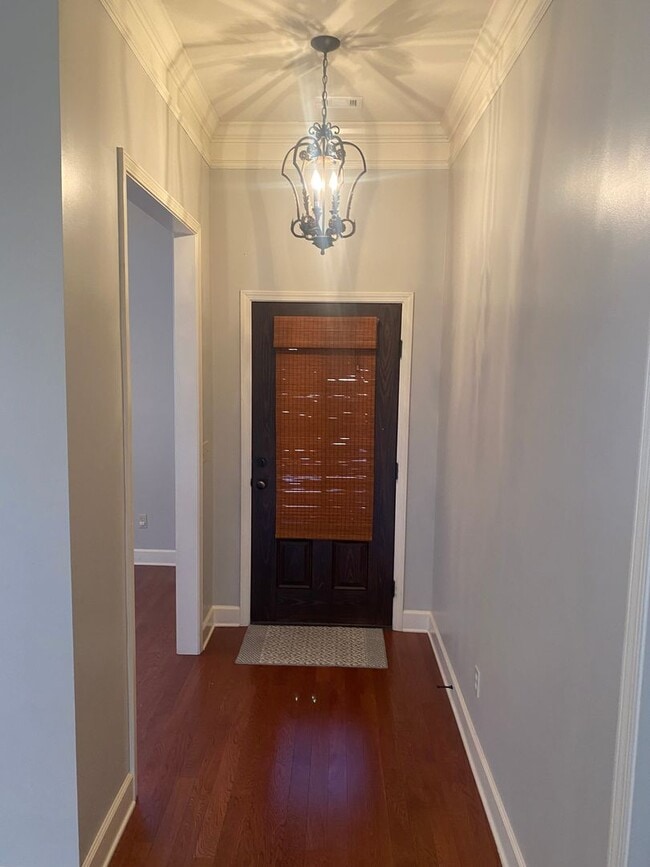 Photo - 3 bed / 2 bath Forest Glen