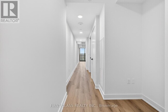 Photo - 758 Dovercourt Rd Unit 411