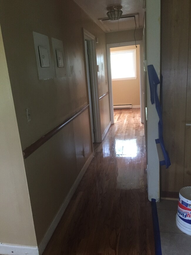 Building Photo - 409 Elizabeth Street Rental