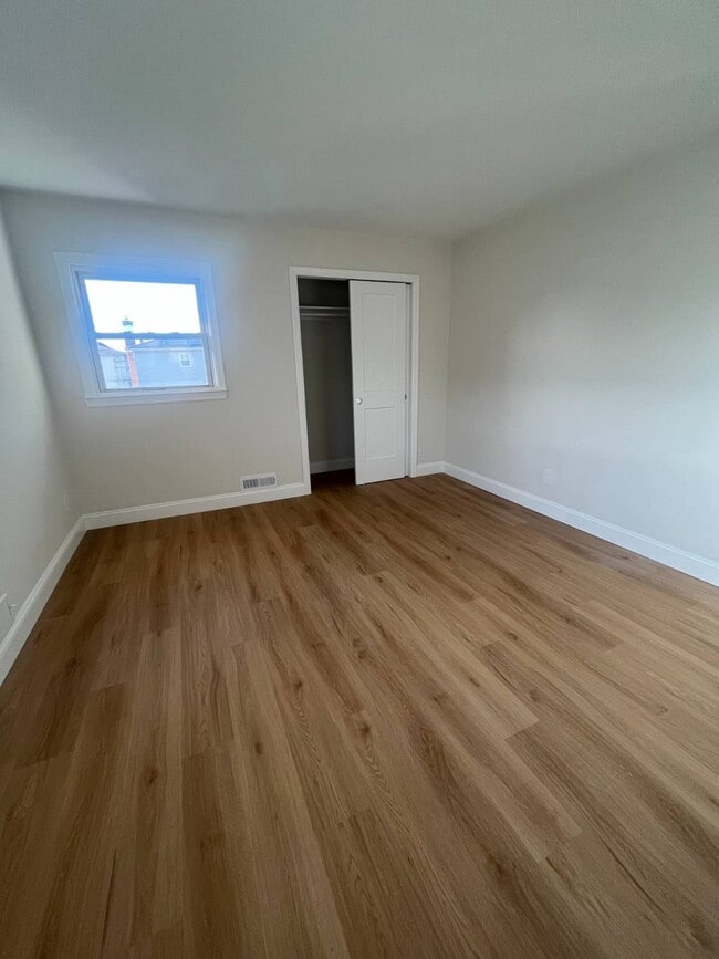 Photo - 274 Wilder Ave Unit 1