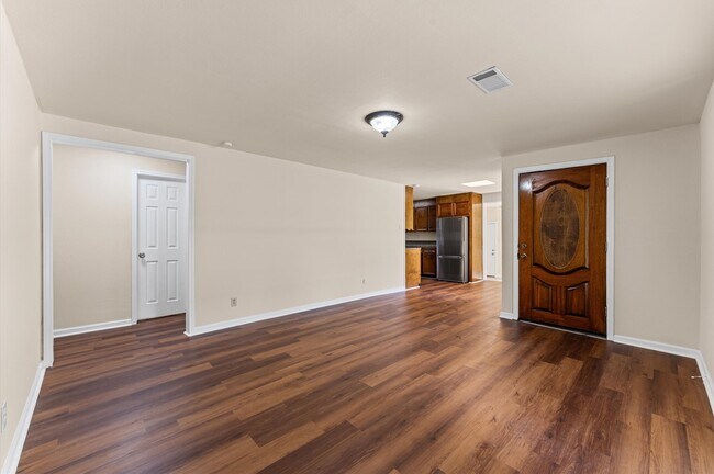 Photo - 1505 Gladiola Ave