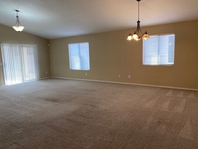 1786 Silverado Dr