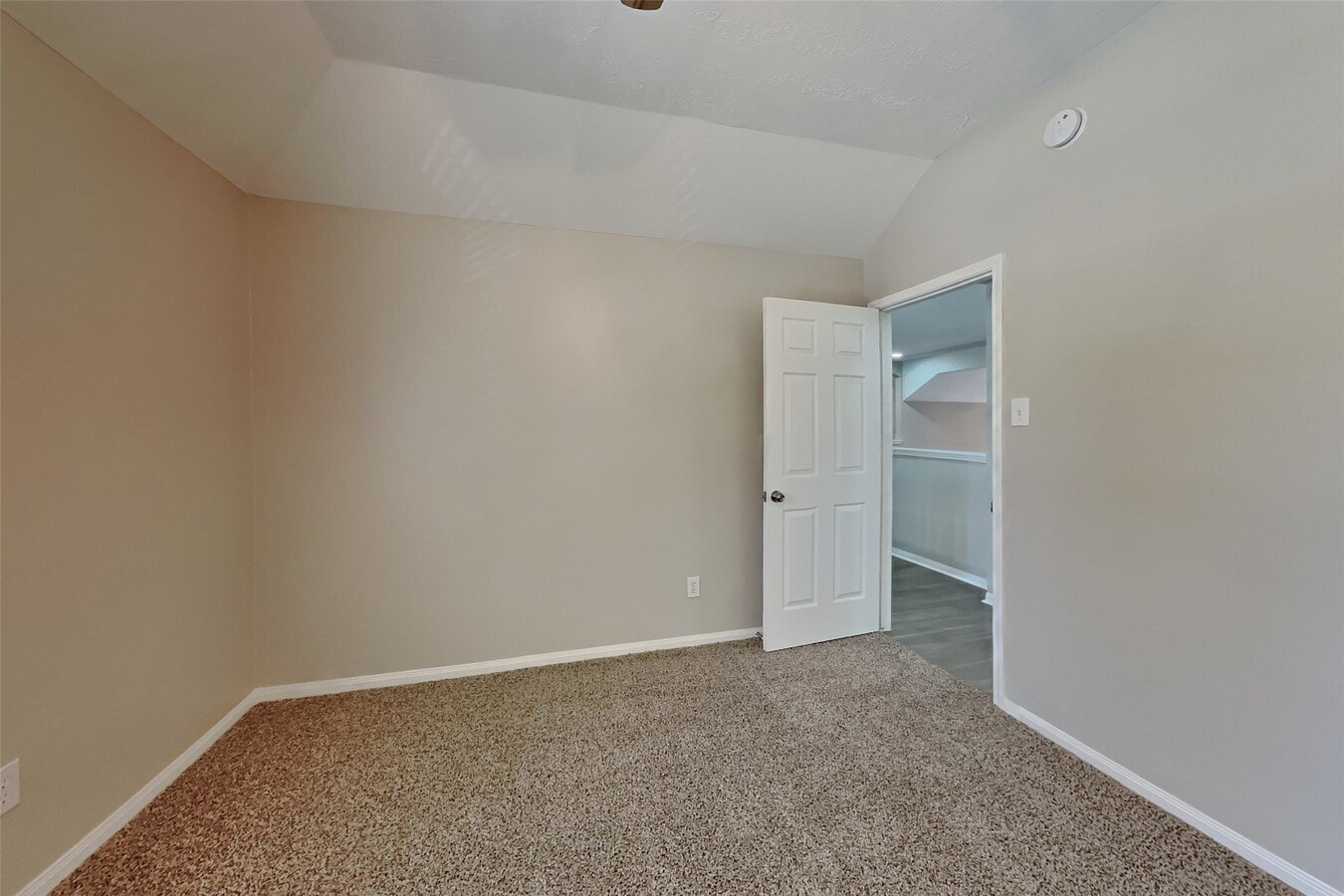 Photo - 10406 Comanche Springs Ct