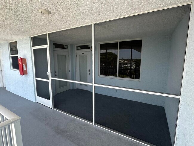 Photo - 104 Paradise Harbour Blvd Unit 502