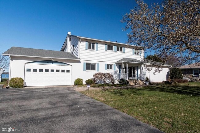 Photo - 40508 Waterview Dr