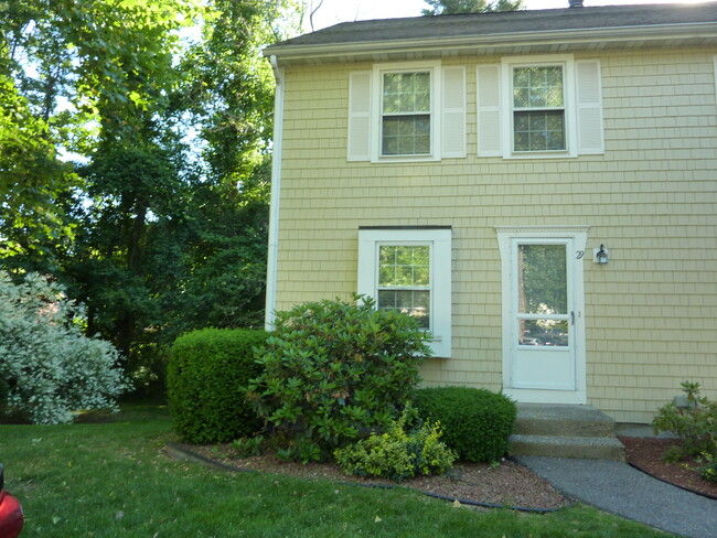 Photo - 29 Hubbard Run Dr Townhome