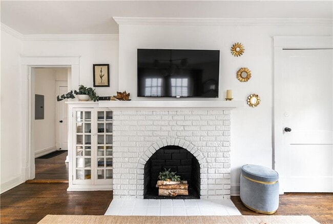 Photo - 1031 Austin Ave NE