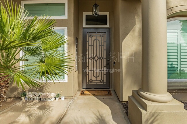 Photo - 2738 E Silverwood Dr